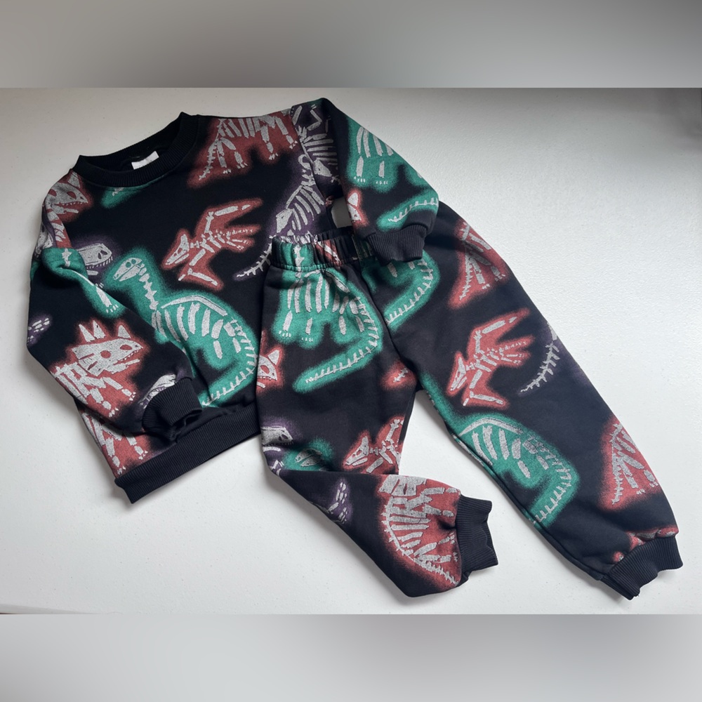 ZARA Kids Glowing Dino’s Sweatsuit Set Size 3-4 years